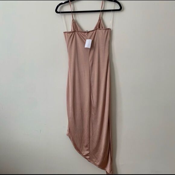 Charlotte Russe Aymmetrical midi dress - Picture 2 of 3